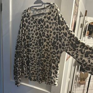 Drop Shoulder Balloon Sleeve Leopard Print Women's super soft shirt long sleeve